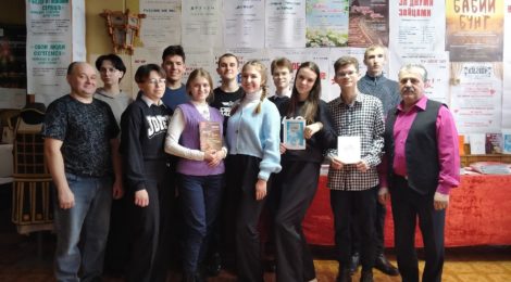 Театр начинается… с гостиной