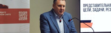 Геннадий  Новосельцев  встретился  с  участниками  проекта  "Герои  земли  Калужской"